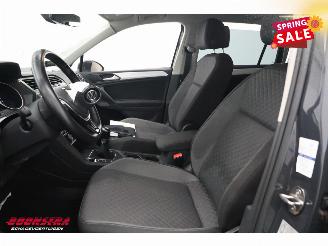 Volkswagen Tiguan 1.5 TSI ACT Comfortline Business Navi Airco Cruise PDC AHK picture 19