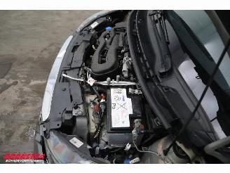 Peugeot 108 1.0 e-VTi Allure Clima Cruise Camera 62.037 km! picture 8