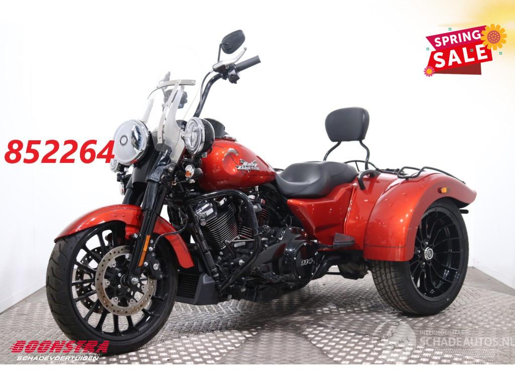 Harley-Davidson  FLRT Freewheeler FLRT Freewheeler 114 1.398 km!