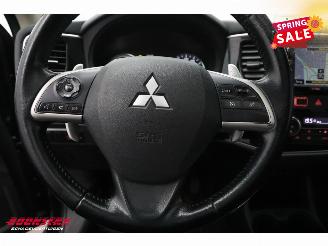 Mitsubishi Outlander 2.0 PHEV Instyle 4WD Leder Schuifdak Navi Clima Cruise SHZ AHK picture 17
