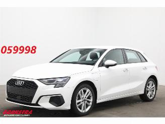 krockskadad bil auto Audi A3 Sportback 40 TFSI e Edition LED Navi Clima Cruise SHZ PDC 2022/12