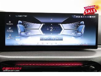 BMW i4 M50 84 kWh Schuifdak LED ACC H/K HUD Memory 360° AHK picture 27