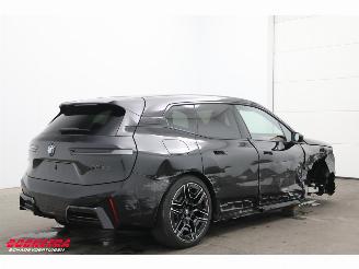 BMW iX xDrive M70 112 kWh Pano LED ACC B&W Memory 360° AHK picture 3