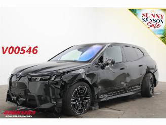 Auto incidentate BMW iX xDrive M70 112 kWh Pano LED ACC B&W Memory 360° AHK 2025/4