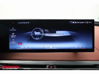 BMW iX xDrive M70 112 kWh Pano LED ACC B&W Memory 360° AHK picture 35