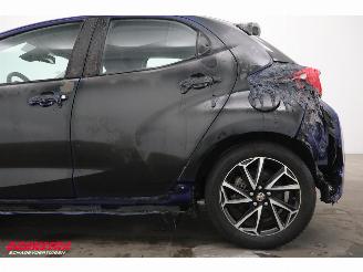 Toyota Yaris 1.5 Hybrid First Edition LED ACC Navi Clima Camera picture 11