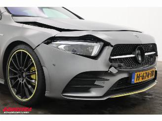 Mercedes A-klasse 200 7G-Tronic Edition AMG LED Schuifdak Burmester Camera SHZ picture 6