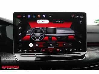 Volkswagen Golf 2.0 TSI GTI DSG 265 PK LED ACC Camera LRHZ SHZ picture 23