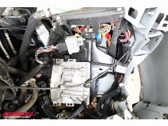 Renault Master 2.3 dCi 145 LBW Bak-Klep Dhollandia Airco Cruise picture 9