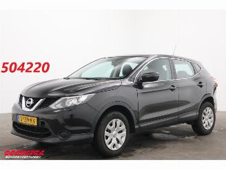 Coche accidentado Nissan Qashqai 1.2 Visia Airco Cruise AHK 2015/12
