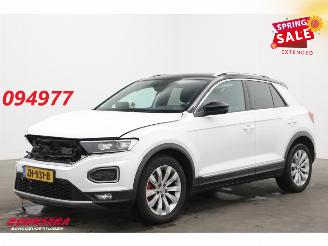 Unfallwagen Volkswagen T-Roc 1.5 TSI DSG Sport LED ACC Virtual Camera SHZ 2018/7
