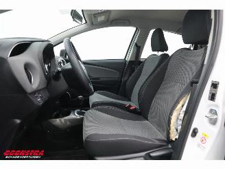 Toyota Yaris 1.5 Hybrid Aspiration Navi Airco Cruise Camera 132.153 km! picture 15