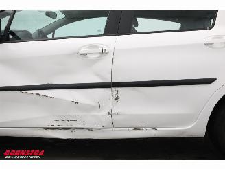 Toyota Yaris 1.5 Hybrid Aspiration Navi Airco Cruise Camera 132.153 km! picture 6