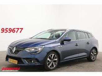 Unfallwagen Renault Mégane Estate 1.5 dCi Aut. Bose LED ACC Schuifdak HUD Massage Camera AHK 2017/5