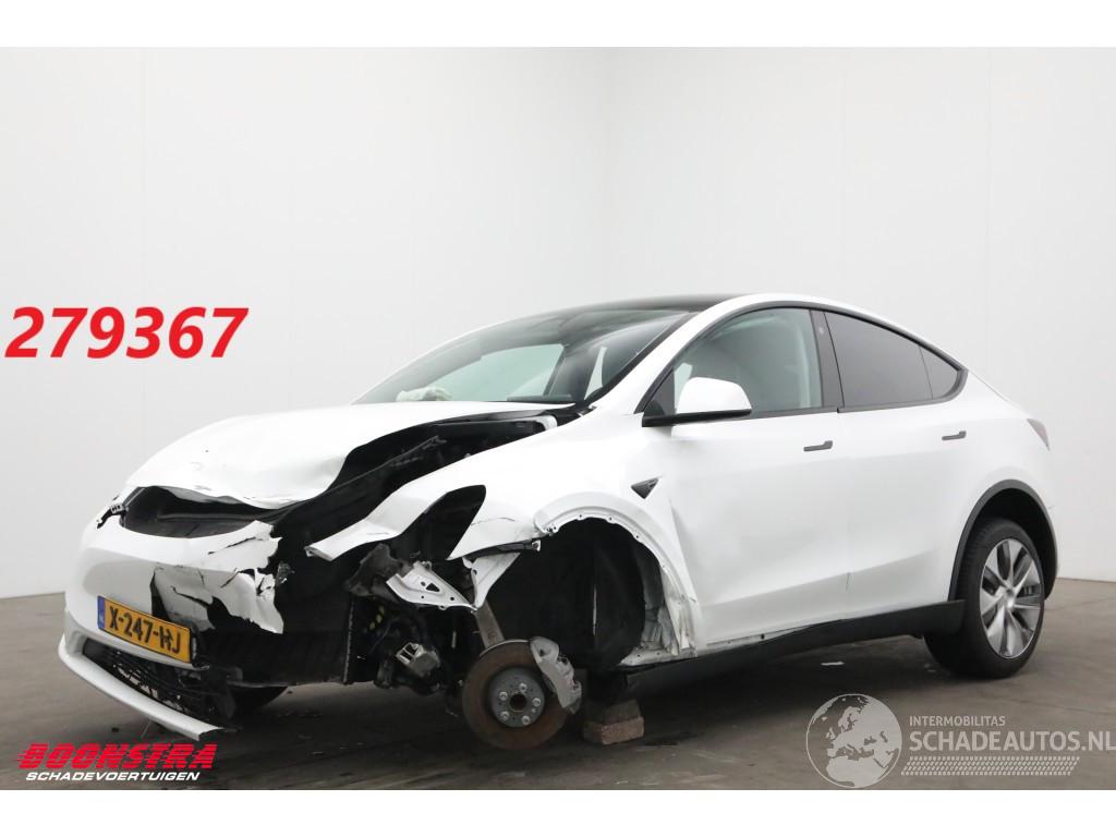 Tesla Model Y RWD 58 kWh Pano LED ACC Leder Camera