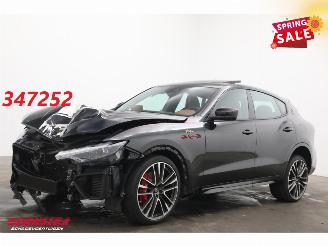 Schadeauto Maserati Levante 3.8 V8 Trofeo Pano ACC B&W HUD Memory 360° Ventilatie LRHZ 2019/11