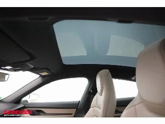Porsche Taycan 79 kWh Pano LED Leder Cruise SHZ picture 15