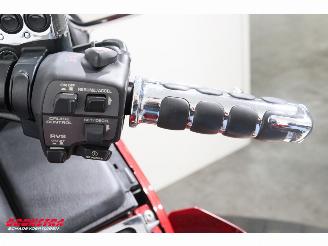 Honda GL 1800 Gold Wing GL 1800 Gold Wing Dual C-ABS Deluxe Cruise Radio Reverse picture 22