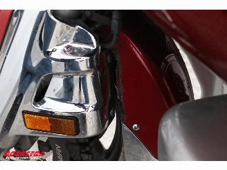 Honda GL 1800 Gold Wing GL 1800 Gold Wing Dual C-ABS Deluxe Cruise Radio Reverse picture 14