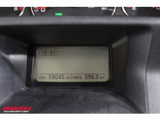 Honda GL 1800 Gold Wing GL 1800 Gold Wing Dual C-ABS Deluxe Cruise Radio Reverse picture 17