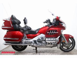 Honda GL 1800 Gold Wing GL 1800 Gold Wing Dual C-ABS Deluxe Cruise Radio Reverse picture 7