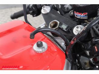 Honda VFR 400 R picture 14