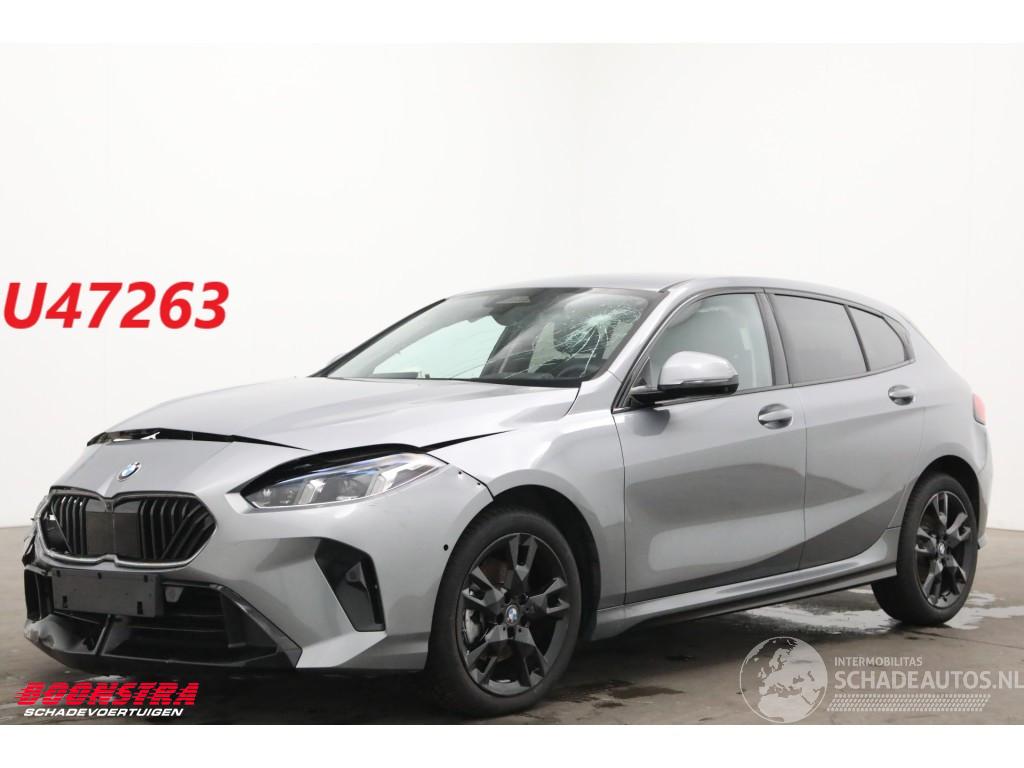 BMW 1-serie 116 Aut. M-Sport LED Virtual 360° SHZ 3.863 km!