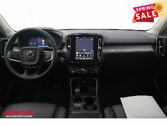 Volvo XC40 2.0 B3 Core LED Leder Apple/Android Camera SHZ LRHZ 9.766 km! picture 13