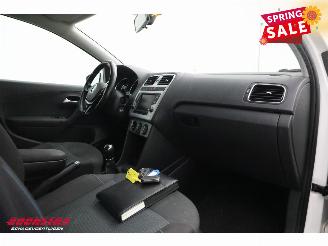 Volkswagen Polo 1.4 TDI BlueMotion 5-DRS Navi Airco Cruise PDC picture 8