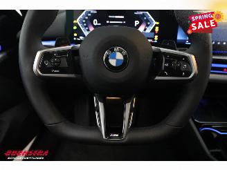 BMW 5-serie Touring 520d M-Sport Pro Pano LED ACC HUD 360° Memory H/K Ventilatie picture 22