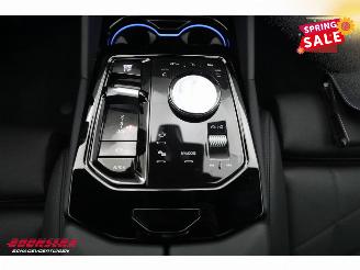 BMW 5-serie Touring 520d M-Sport Pro Pano LED ACC HUD 360° Memory H/K Ventilatie picture 35