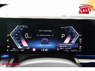 BMW 5-serie Touring 520d M-Sport Pro Pano LED ACC HUD 360° Memory H/K Ventilatie picture 23