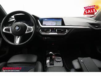 BMW 1-serie 120i Aut. Sportline LED Navi Cruise LRHZ SHZ picture 10