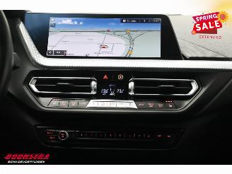 BMW 1-serie 120i Aut. Sportline LED Navi Cruise LRHZ SHZ picture 11