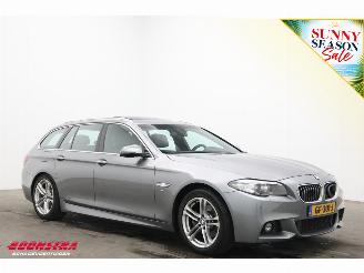 BMW 5-serie Touring 520i Aut. M-Sport Pano Leder Memory SHZ Orig. NL 151.381 km! picture 2