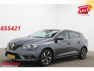 Coche accidentado Renault Mégane Estate 1.3 TCe Bose Massage Navi Clima Cruise Camera PDC 2018/7