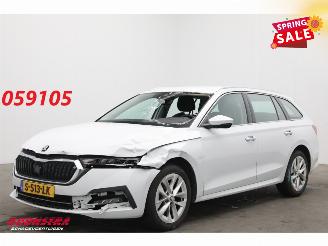 škoda osobní automobily Skoda Octavia Combi 1.5 e-TSI DSG Style LED Virtual ACC Navi Clima SHZ PDC 2022/2