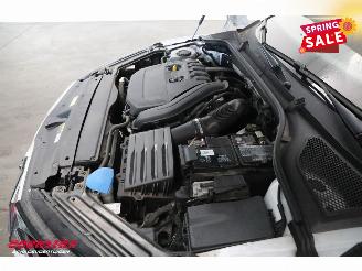 Skoda Octavia Combi 1.5 e-TSI DSG Style LED Virtual ACC Navi Clima SHZ PDC picture 9