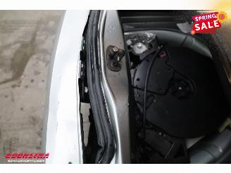 Volkswagen Up! 1.0 high up! BM Airco Cruise PDC Org.NL! picture 9