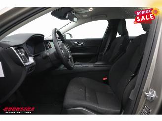 Volvo V-60 2.0 B3 Momentum Advantage LED Navi Apple/Android Cruise Camera picture 15