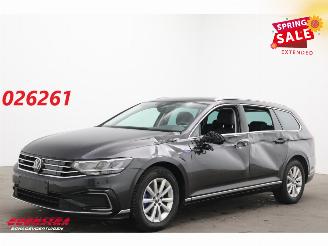 damaged passenger cars Volkswagen Passat Variant 1.4 TSI PHEV GTE Business LED ACC ErgoComf. SHZ Camera 2022/12