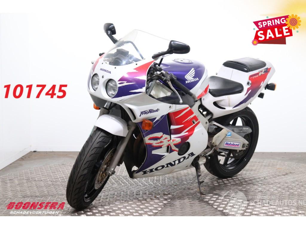 Honda  CBR250 RR MC22