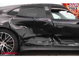 Porsche Taycan 89 kWh LED ACC Sport Chrono Bose Camera SHZ picture 11