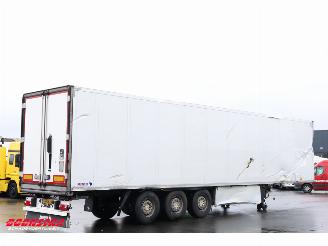 Schmitz Cargobull  SCB*S3B Kuhler BY 2016 3-Asser 4721 Hrs! picture 3