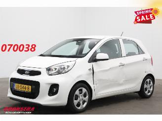Schadeauto Kia Picanto 1.0 CVVT DynamicLine Clima Cruise 88.790 km! 2016/5