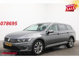 uszkodzony samochody osobowe Volkswagen Passat Variant 1.4 TSI GTE Pano LED ACC ErgoComf. SHZ AHK 2016/11