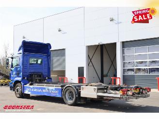 MAN  1820 Electric Full Air BDF 200kWh Dhollandia 175.499 km! picture 4