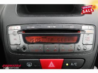 Peugeot 107 1.0 XR 3-DRS Airco 104.908 km! picture 19