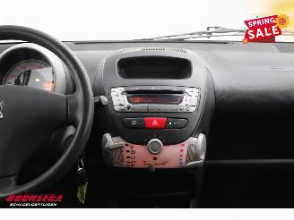 Peugeot 107 1.0 XR 3-DRS Airco 104.908 km! picture 14