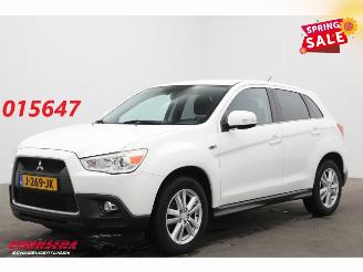 krockskadad bil auto Mitsubishi ASX 1.6 Inform ClearTec Clima Cruise Camera 2013/2